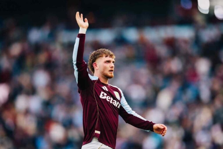 Aston Villa begeleidt sterspelers noodgedwongen naar de uitgang